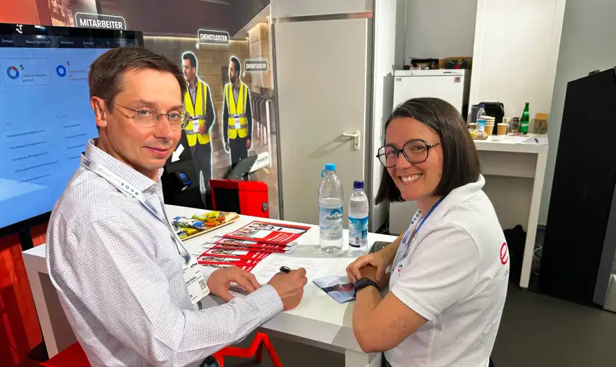 Partnerschaft von Evolis und friendlyway besiegelt durch Anton Dechko und Typhaine Bruneau