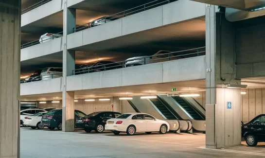 Digitale Zufahrtskontrolle für Parkhäuser