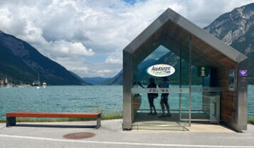 Interaktive Terminals mit Videotelefonie, Digital Signage und Navigation für den Achensee – Führende österreichische Resort-Destination