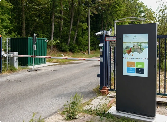 Use Case: Hoflogistik optimiert durch LKW-Check-in am Outdoor-Kiosk