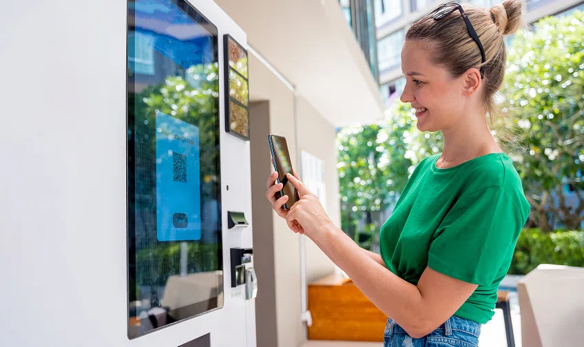 Nachhaltige und barrierefreie Kiosksysteme nach EU-Standards